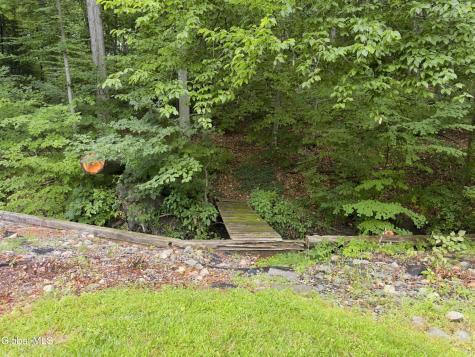 7 Macaffer Drive Menands NY 12204