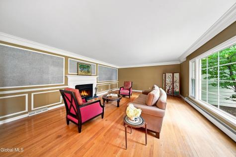 7 Macaffer Drive Menands NY 12204