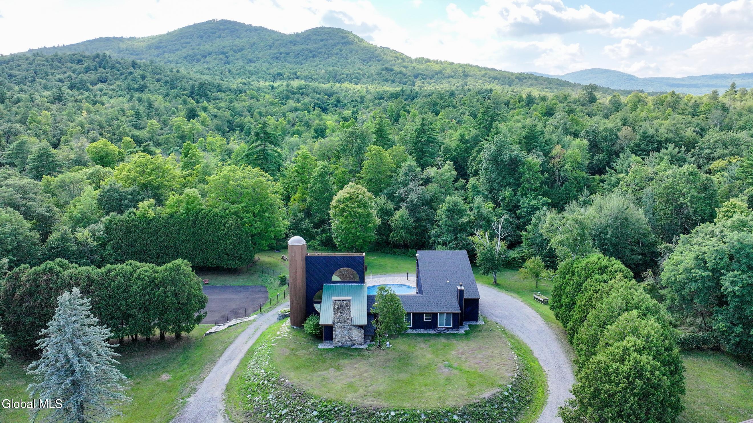 62 Fitzgerald Road Hague NY 12836