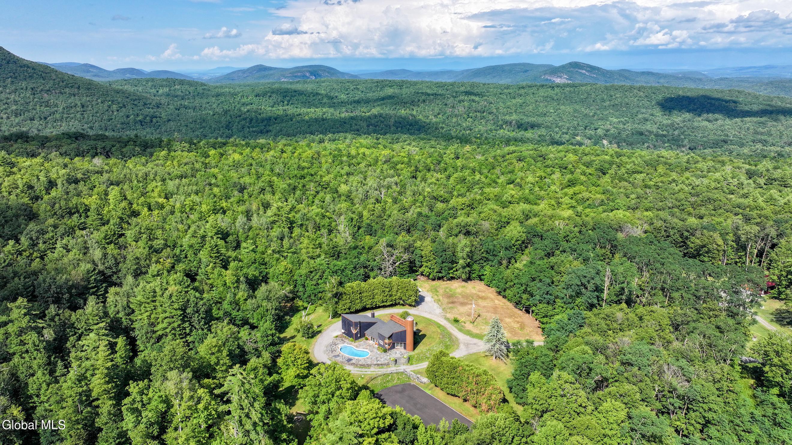 62 Fitzgerald Road Hague NY 12836