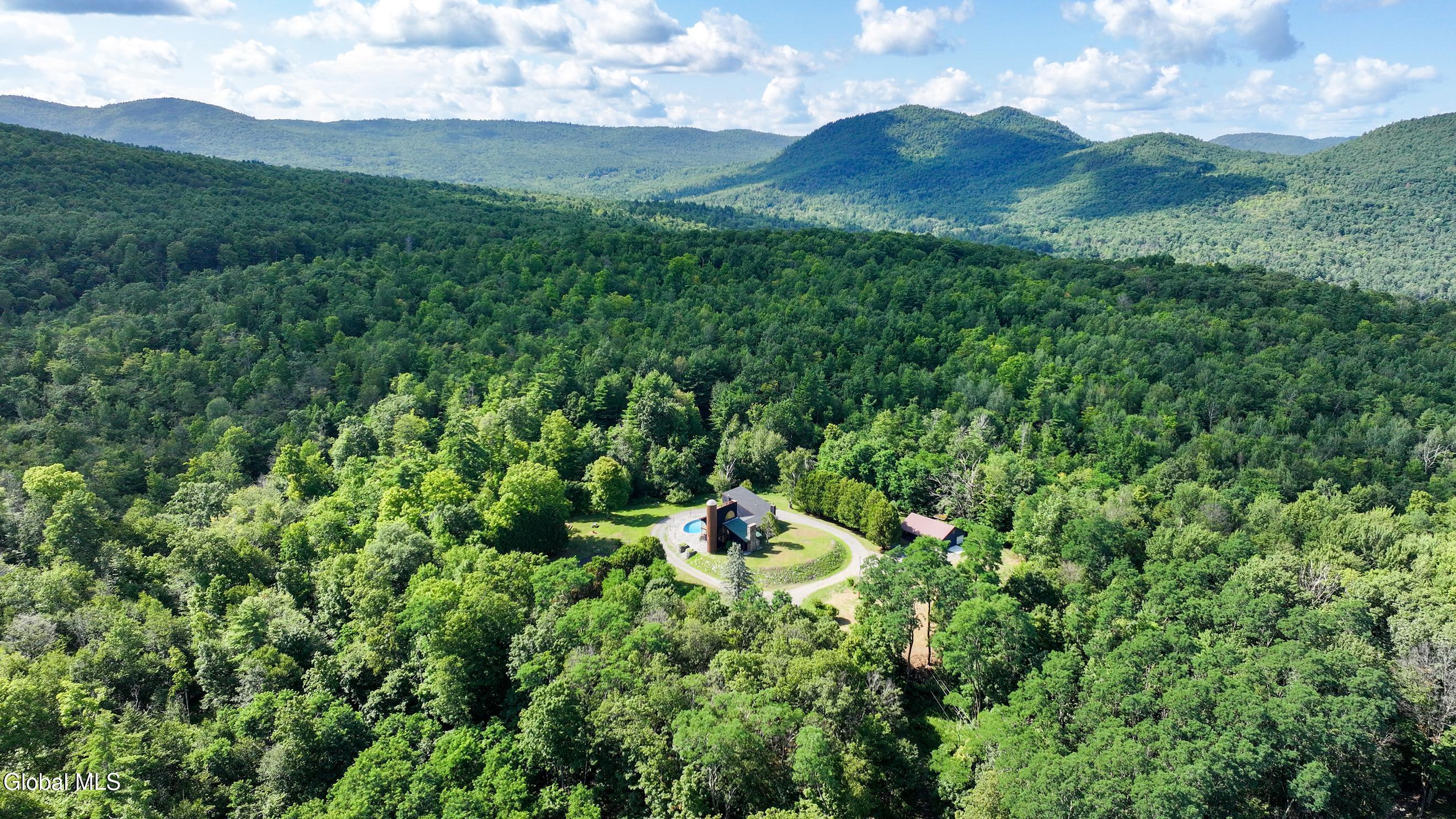 62 Fitzgerald Road Hague NY 12836