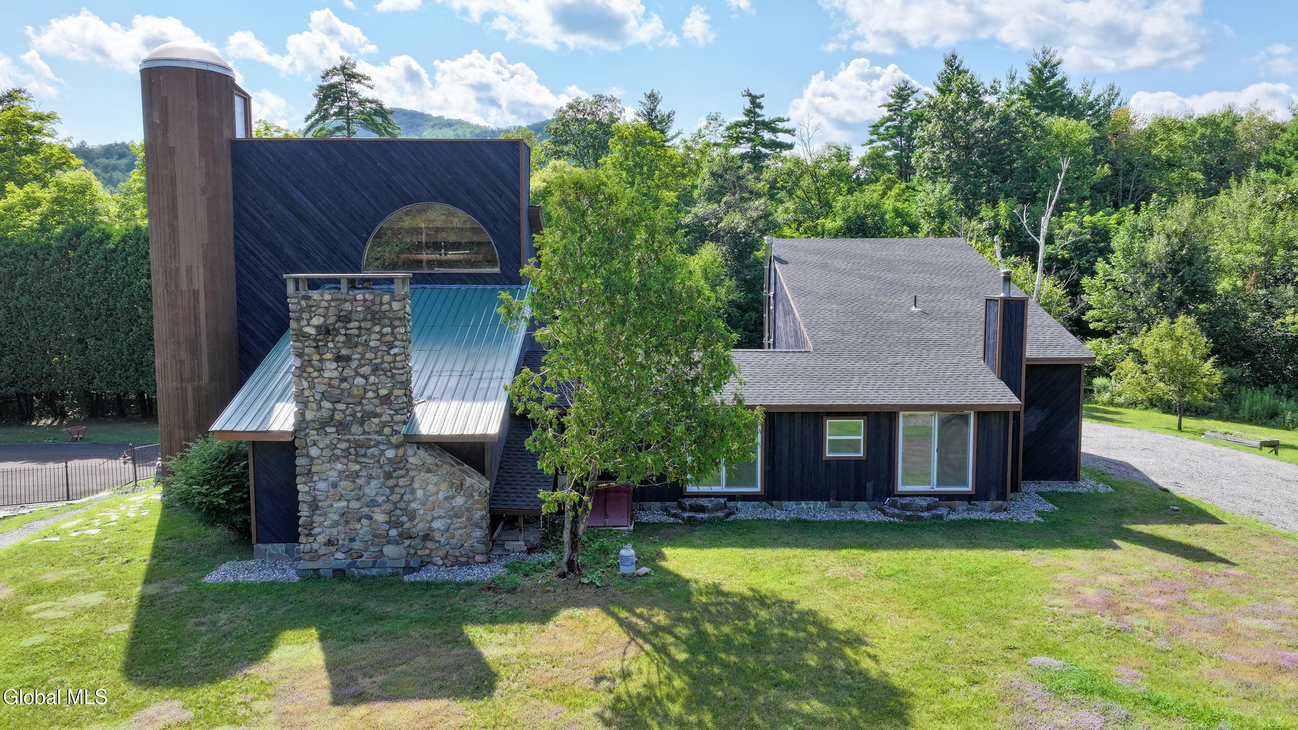 62 Fitzgerald Road Hague NY 12836