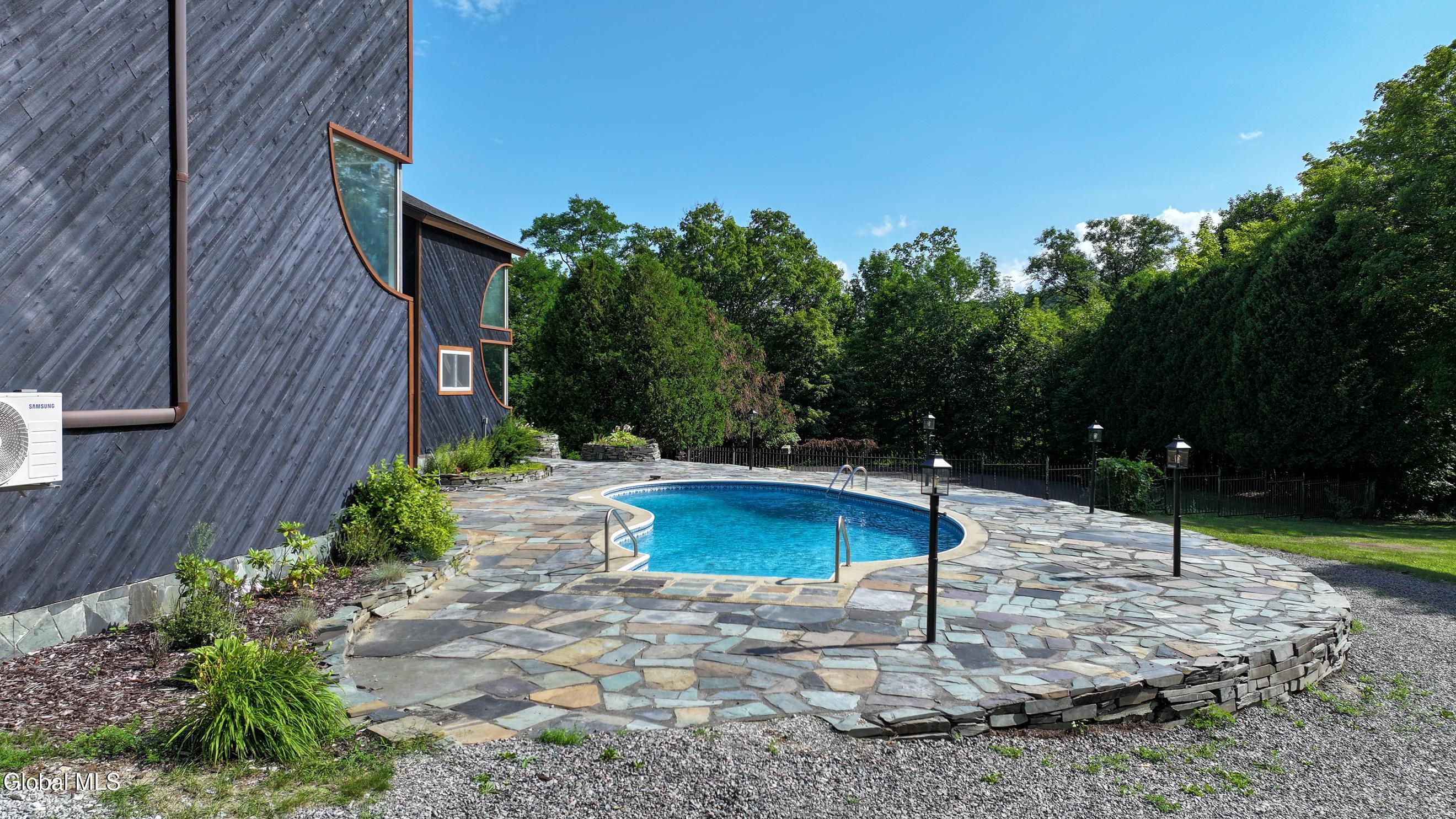 62 Fitzgerald Road Hague NY 12836