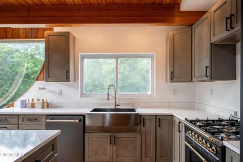 62 Fitzgerald Road Hague NY 12836
