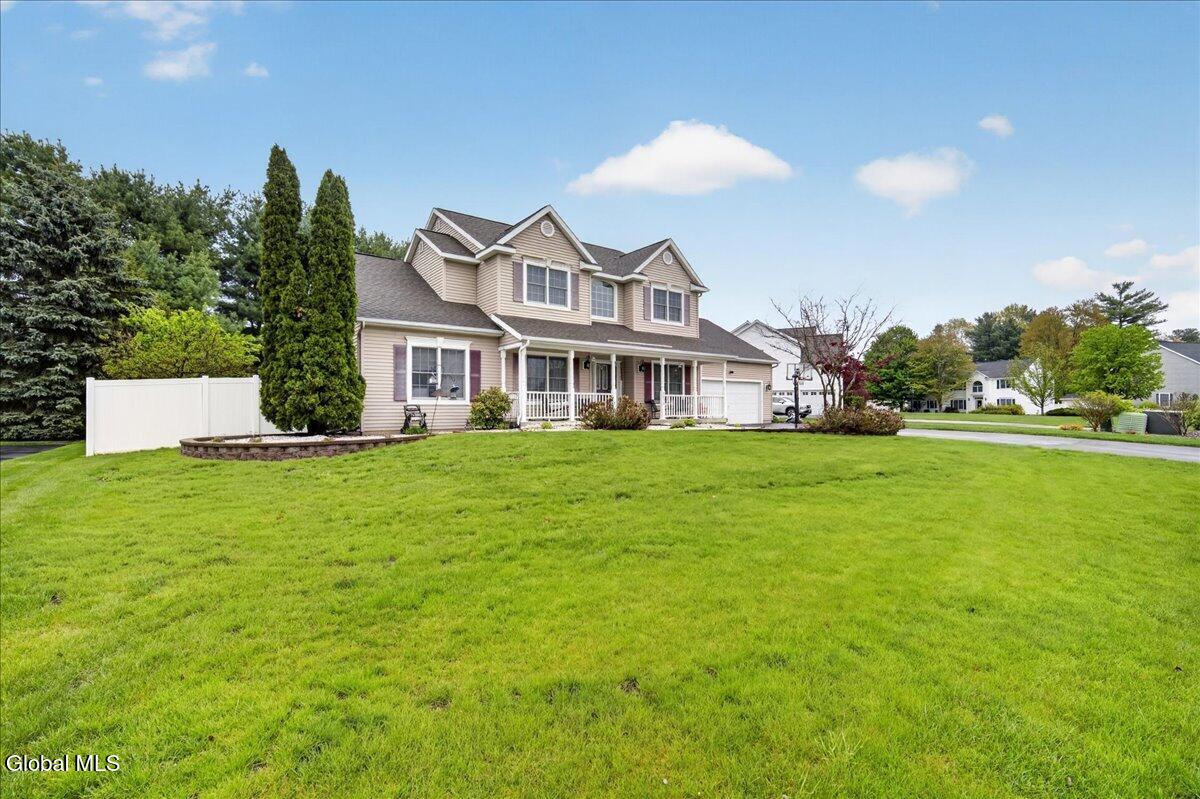 2015 Dobie Lane Schenectady NY 12303