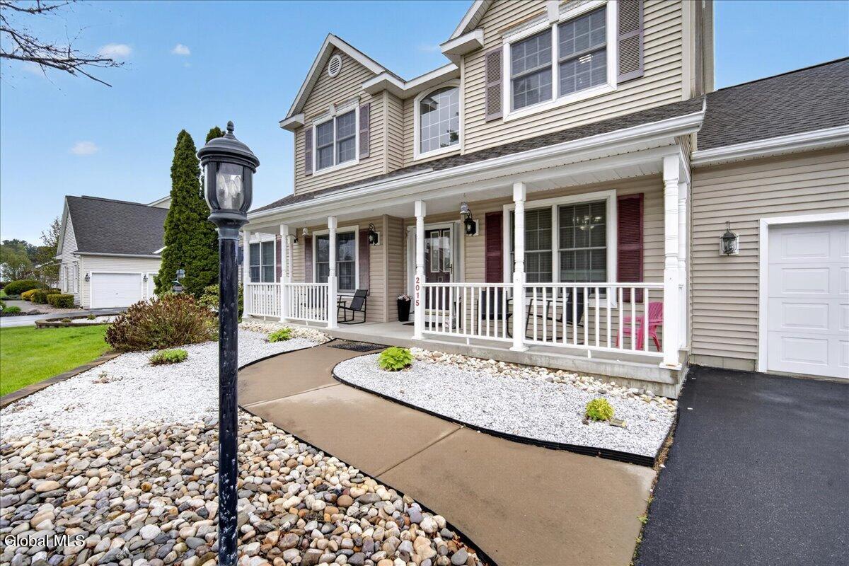 2015 Dobie Lane Schenectady NY 12303