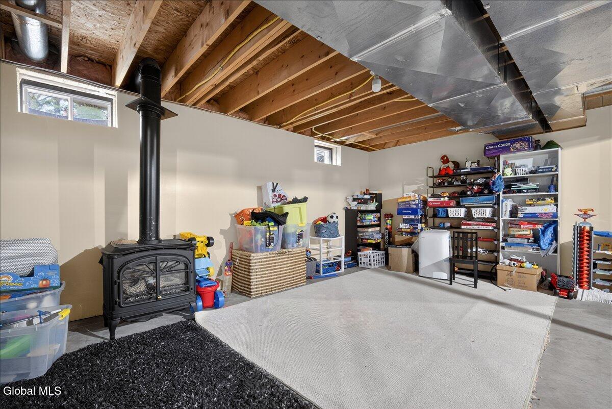 2015 Dobie Lane Schenectady NY 12303
