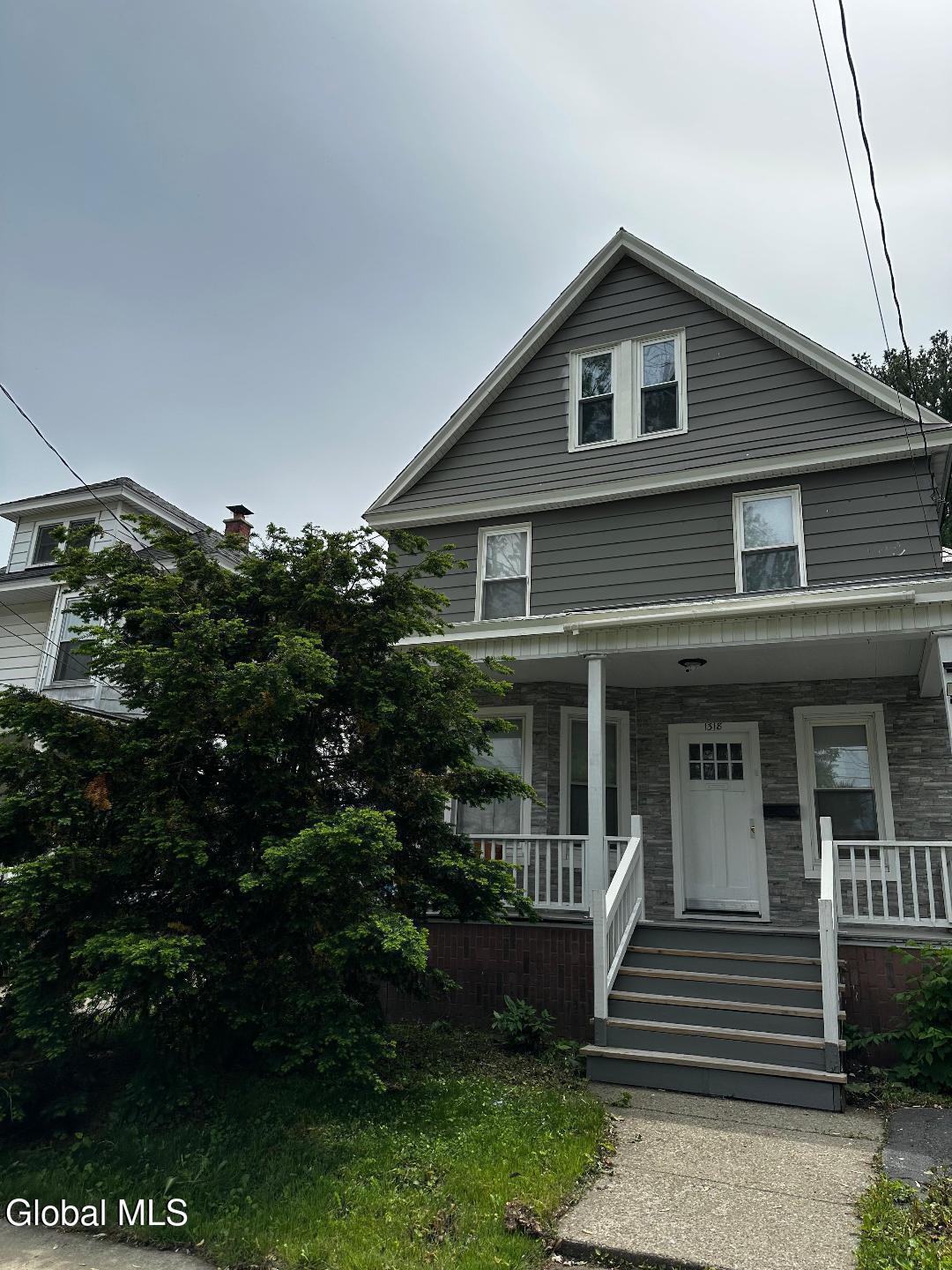 1318 Alden Place Schenectady NY 12308