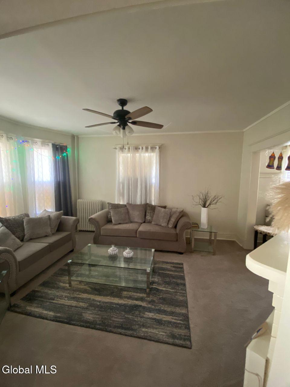 1318 Alden Place Schenectady NY 12308
