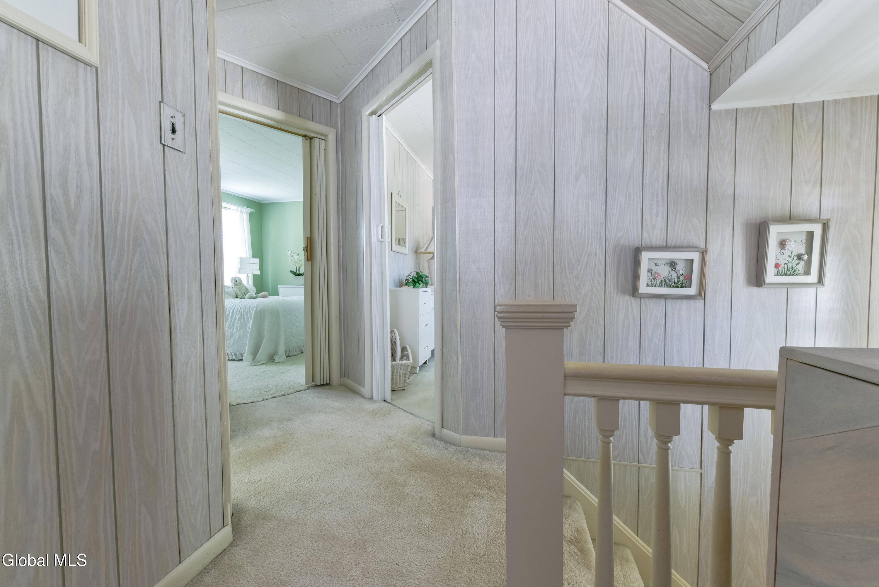 18 Grandoe Lane Gloversville NY 12078