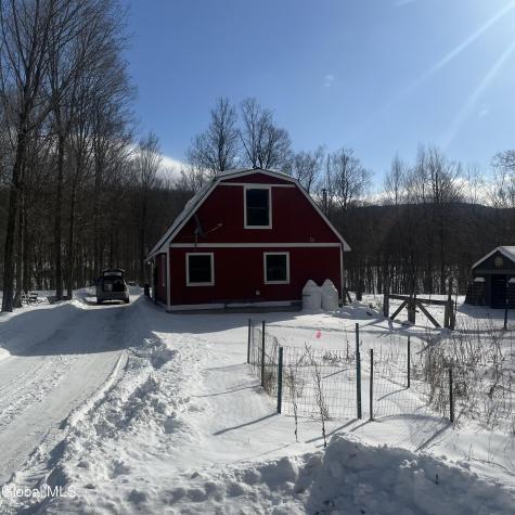 250 Co Road 61 Cambridge NY 12816