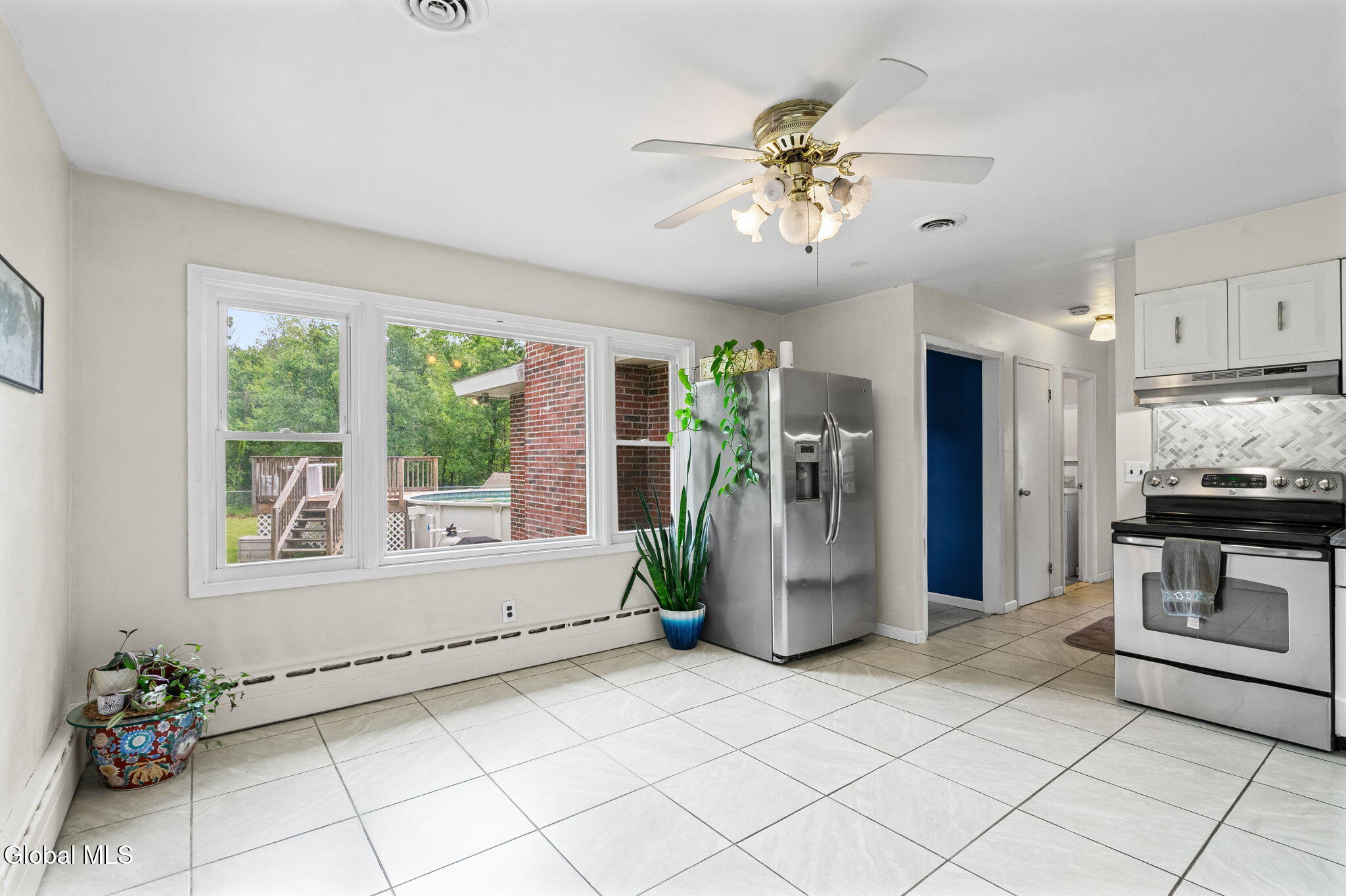 24 Warwick Avenue Albany NY 12205