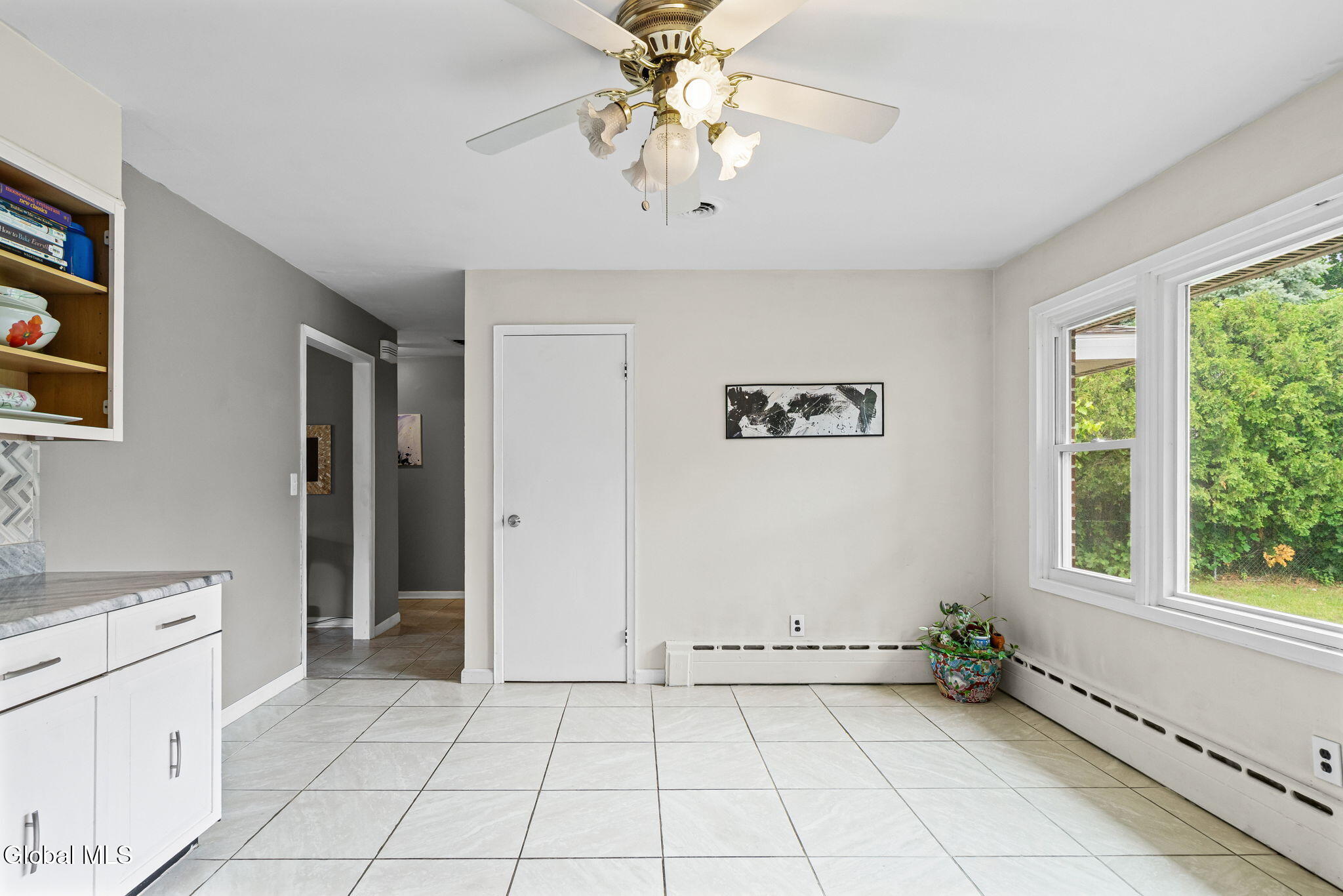 24 Warwick Avenue Albany NY 12205
