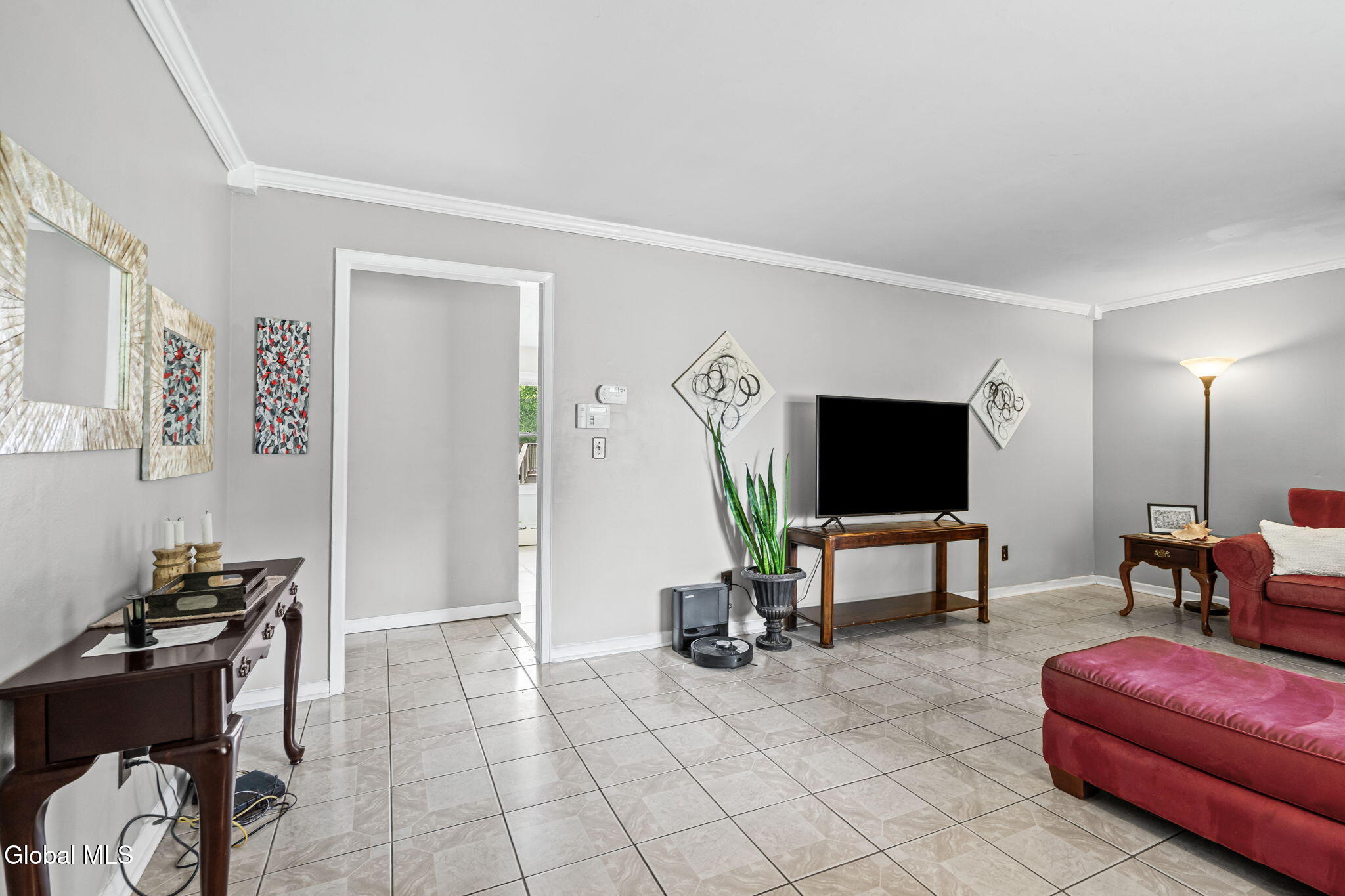 24 Warwick Avenue Albany NY 12205