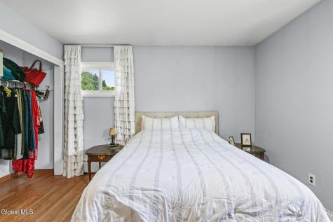 24 Warwick Avenue Albany NY 12205
