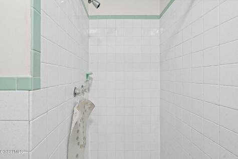 24 Warwick Avenue Albany NY 12205