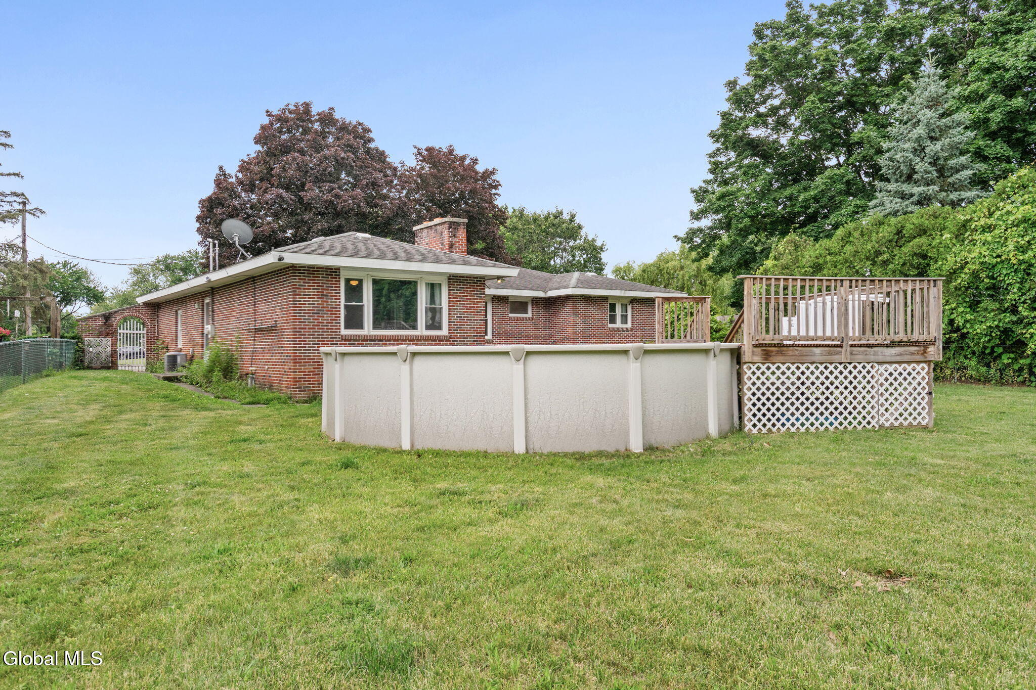 24 Warwick Avenue Albany NY 12205