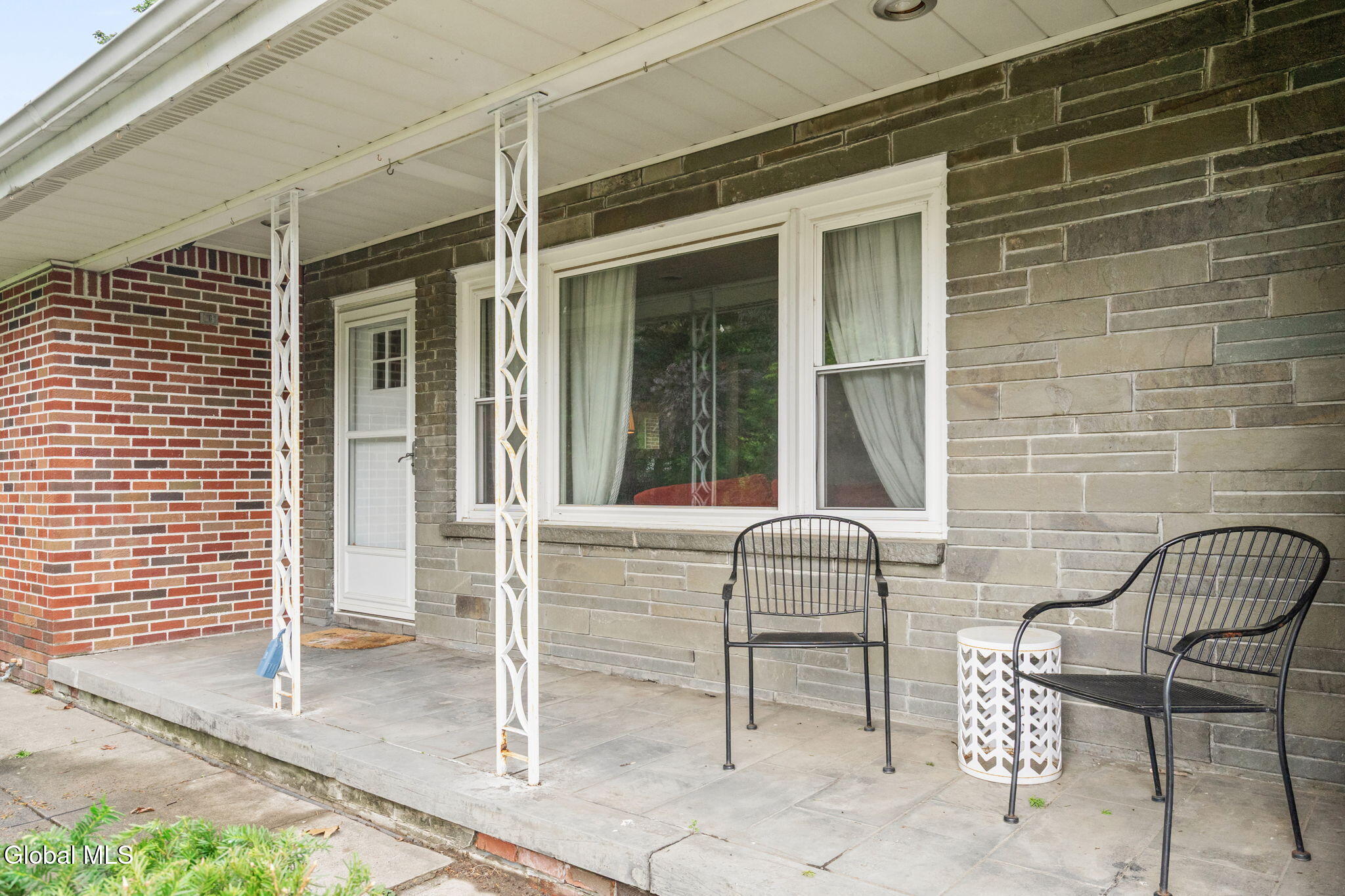 24 Warwick Avenue Albany NY 12205