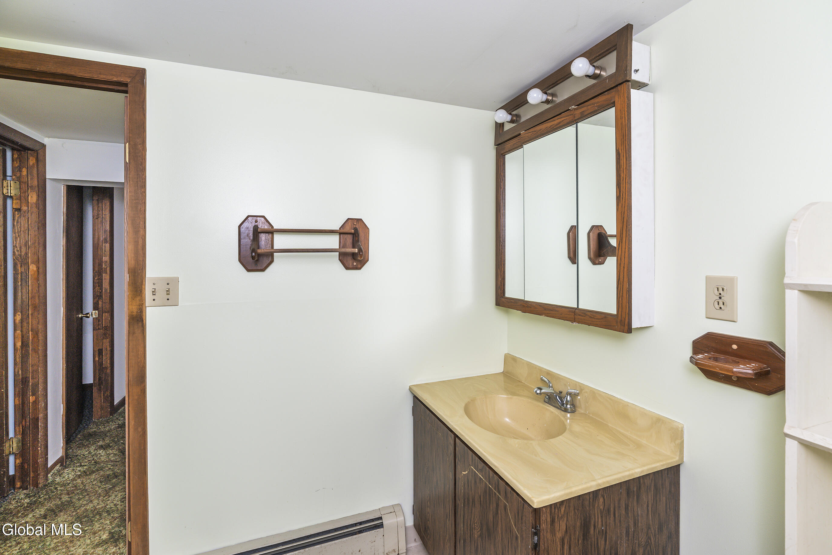 1704 Us Route 9w Selkirk NY 12158