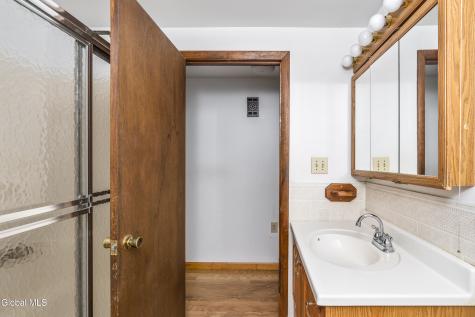 1704 Us Route 9w Selkirk NY 12158