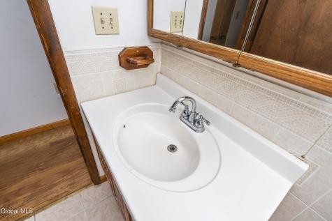 1704 Us Route 9w Selkirk NY 12158