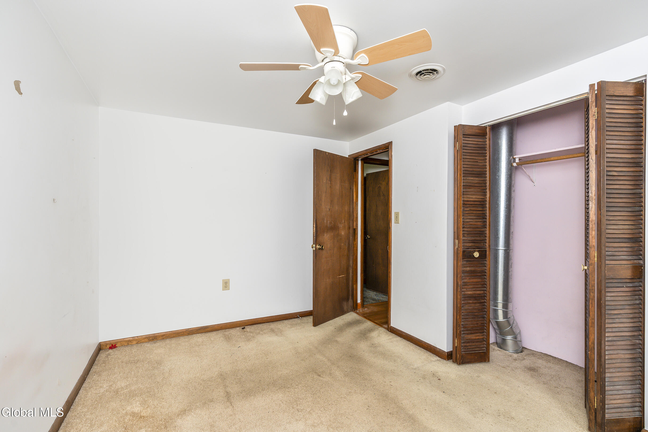 1704 Us Route 9w Selkirk NY 12158