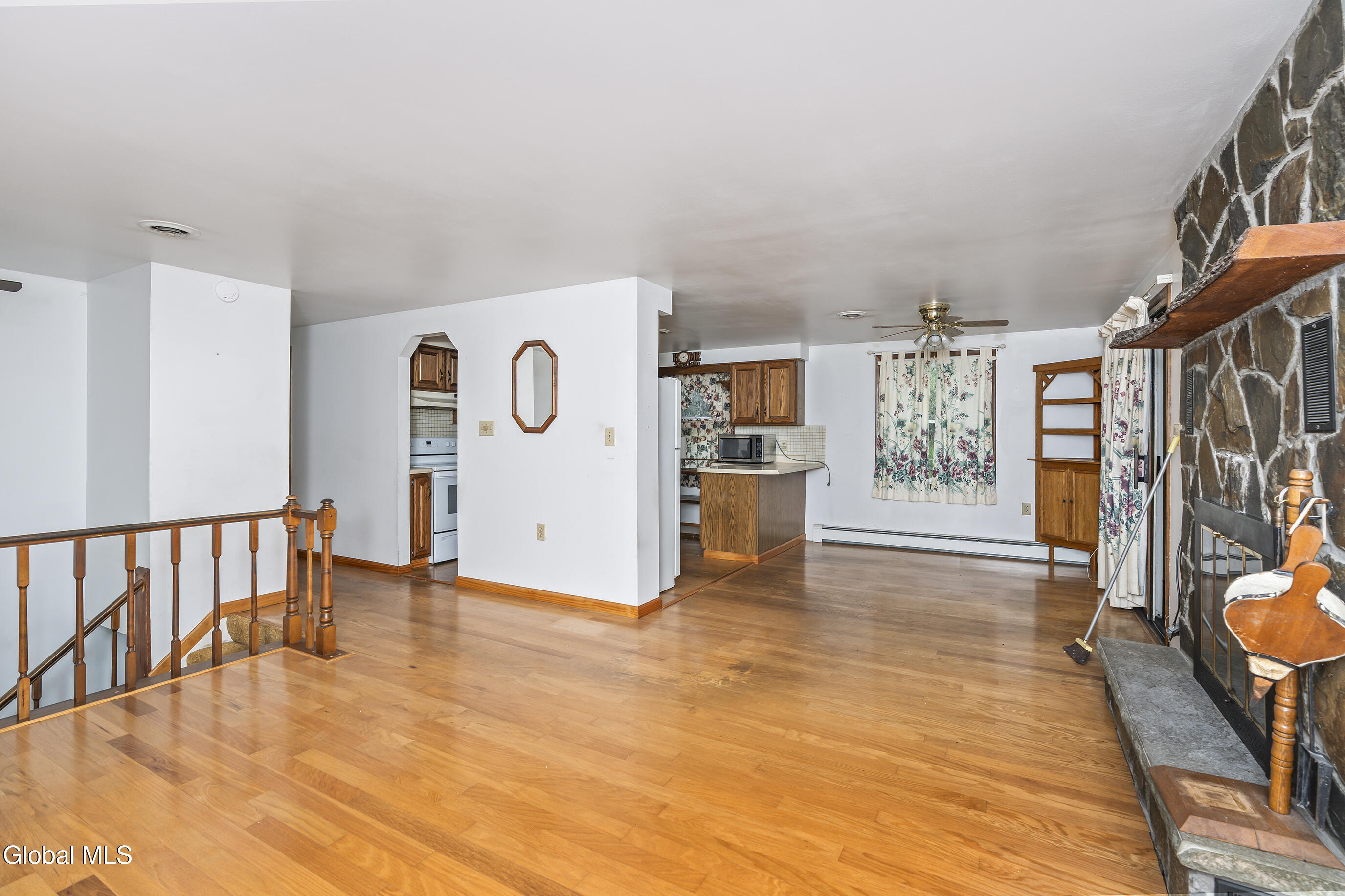 1704 Us Route 9w Selkirk NY 12158
