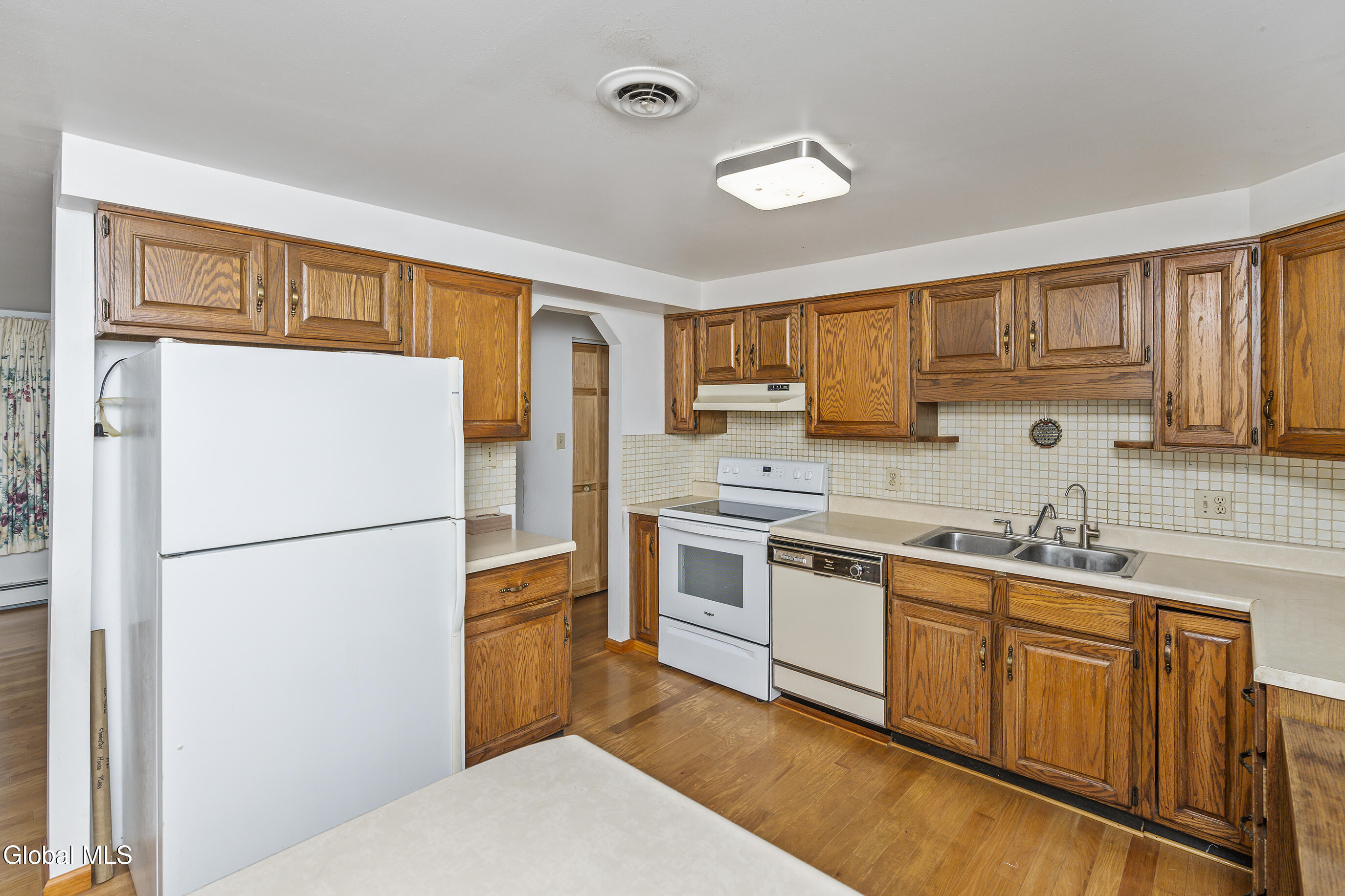 1704 Us Route 9w Selkirk NY 12158