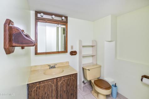 1704 Us Route 9w Selkirk NY 12158