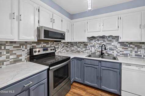 8 Cedarcrest Drive Saratoga Springs NY 12866