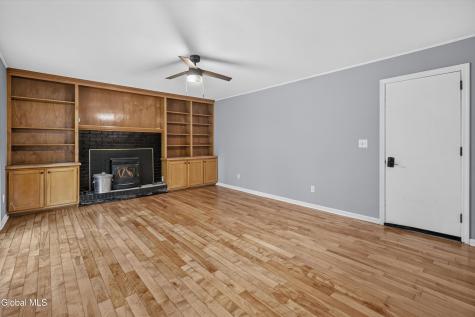 8 Cedarcrest Drive Saratoga Springs NY 12866