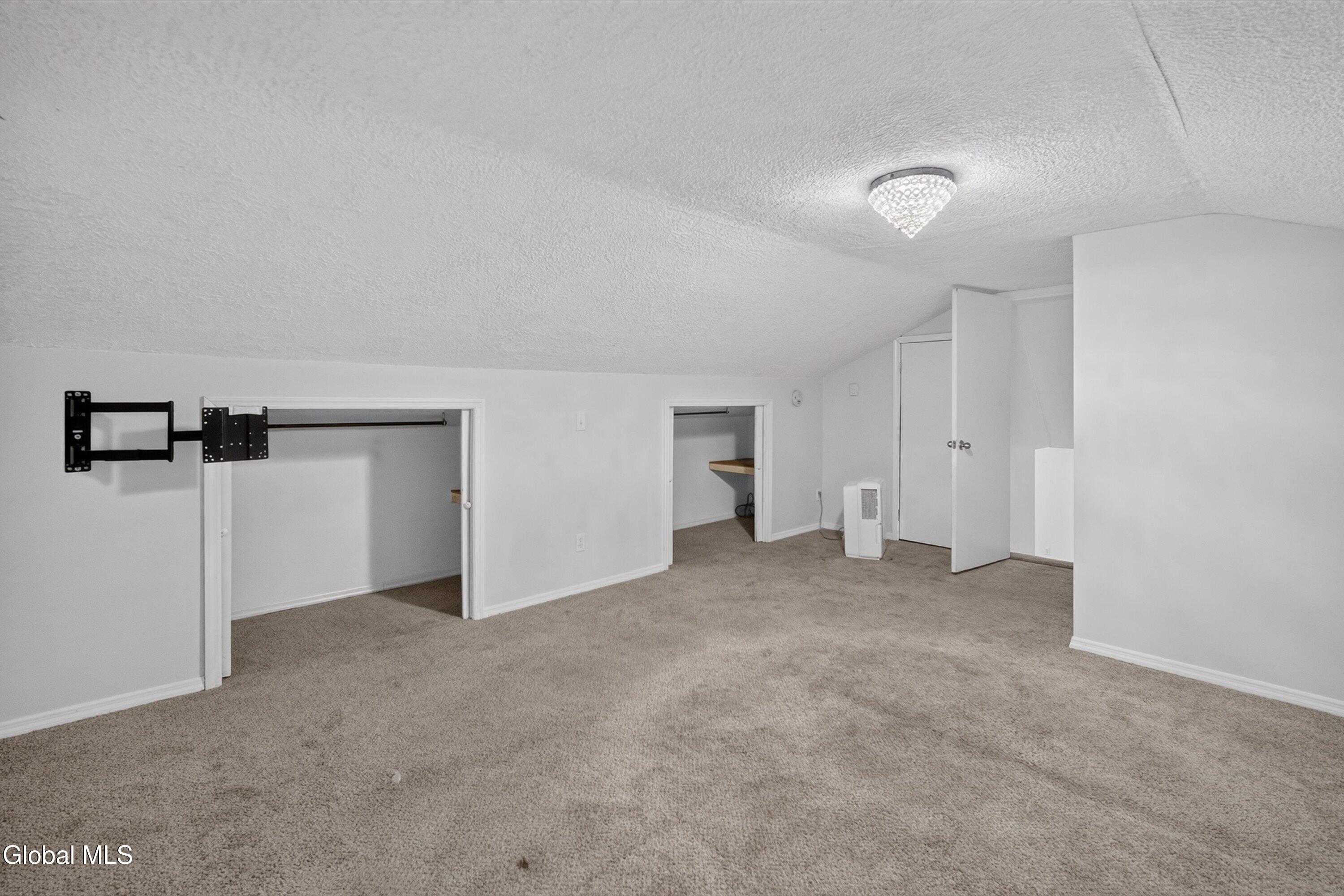 8 Cedarcrest Drive Saratoga Springs NY 12866