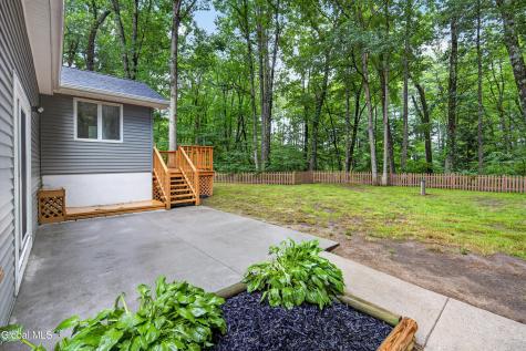 8 Cedarcrest Drive Saratoga Springs NY 12866