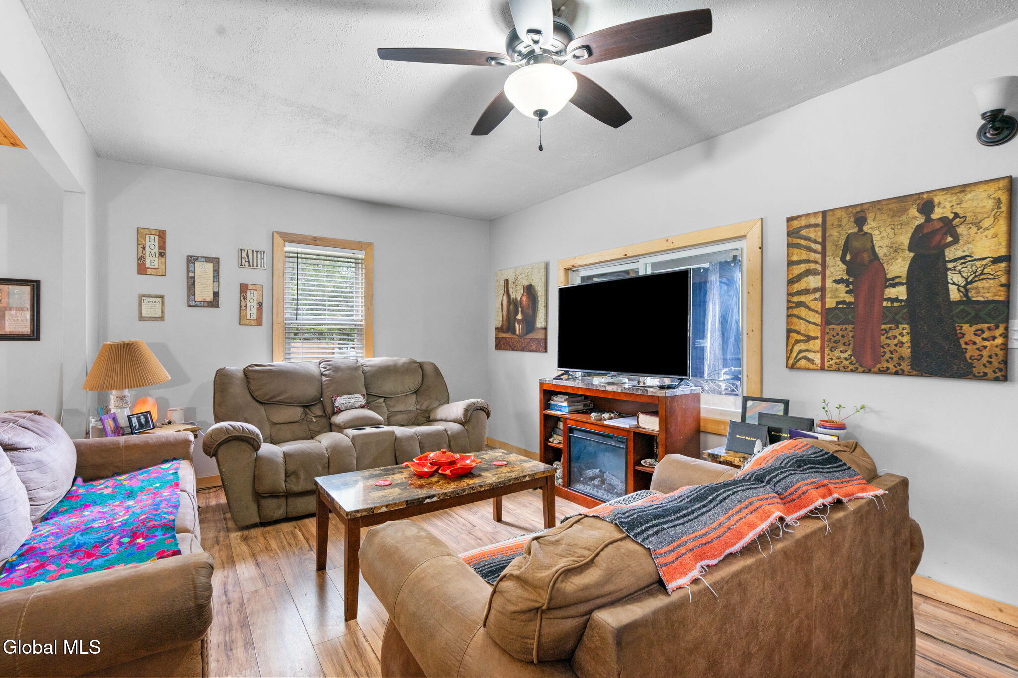 2 W 10th Avenue Gloversville NY 12078