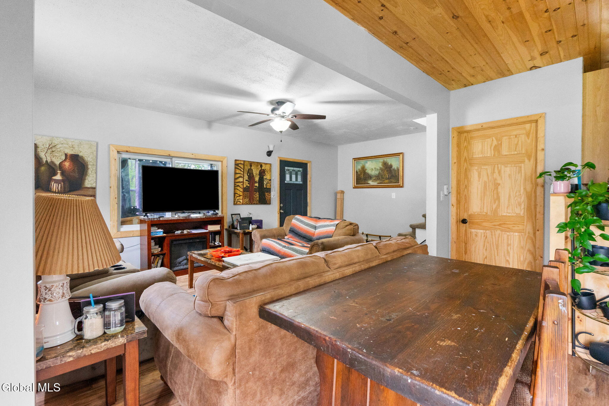 2 W 10th Avenue Gloversville NY 12078
