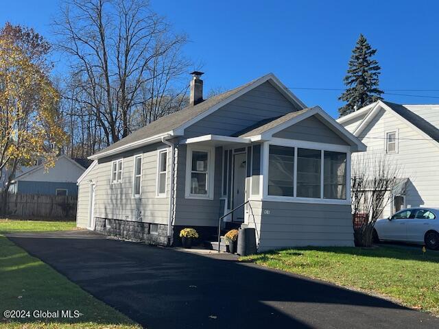 108 Cuthbert Street Schenectady NY 12302