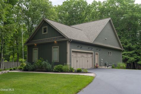 8 Caitlin Court Saratoga Springs NY 12866