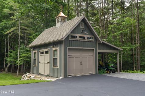 8 Caitlin Court Saratoga Springs NY 12866