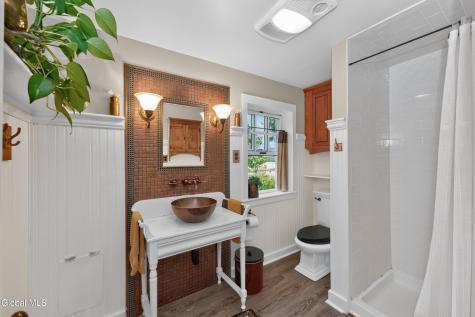 520 Mcchesney Ave Extension Troy NY 12180