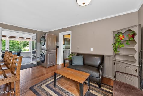 520 Mcchesney Ave Extension Troy NY 12180