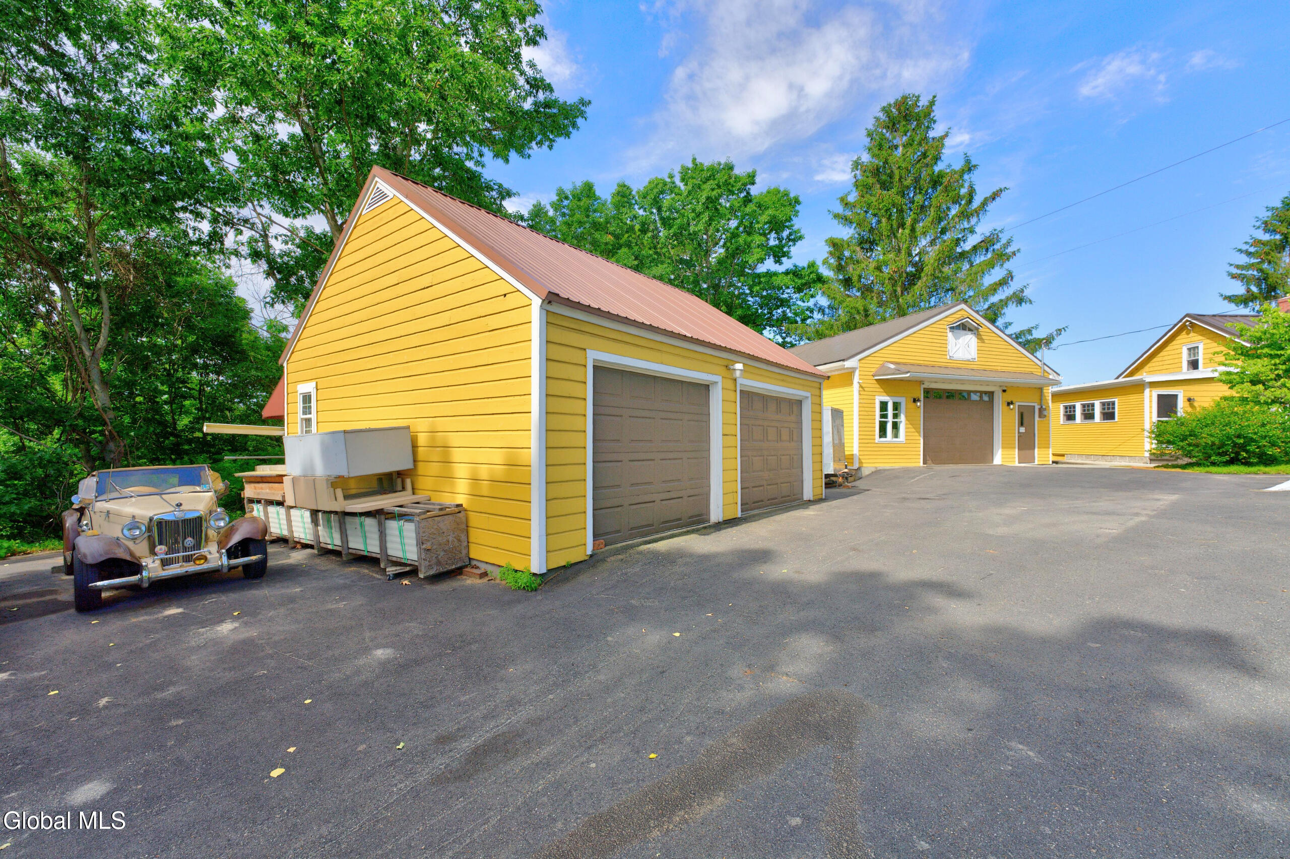 520 Mcchesney Ave Extension Troy NY 12180