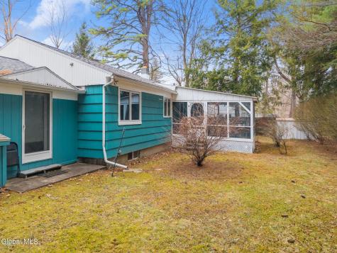 6 Springwood Drive Saratoga Springs NY 12866