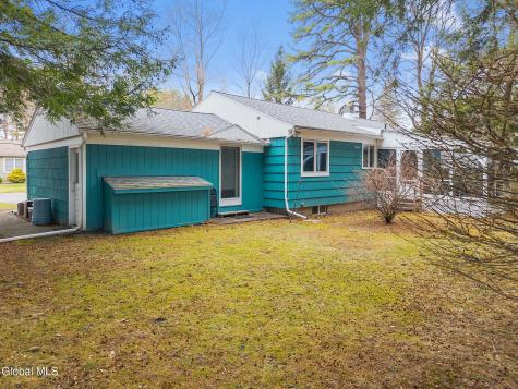 6 Springwood Drive Saratoga Springs NY 12866