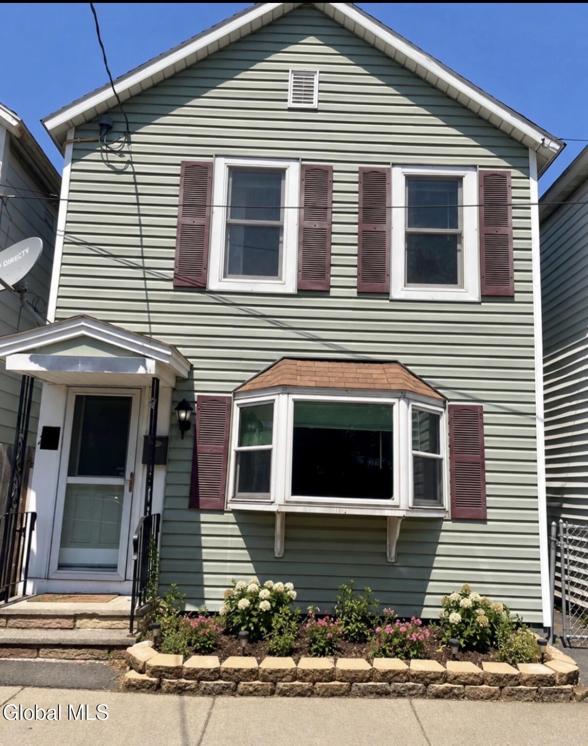 203 15th Street Watervliet NY 12189