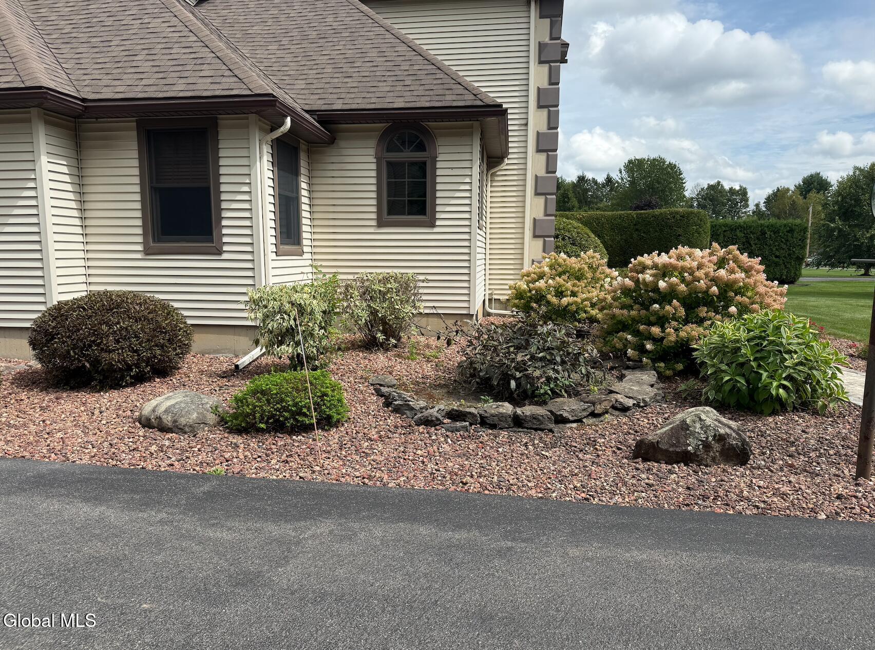 156 Hickory Ridge Road Amsterdam NY 12010
