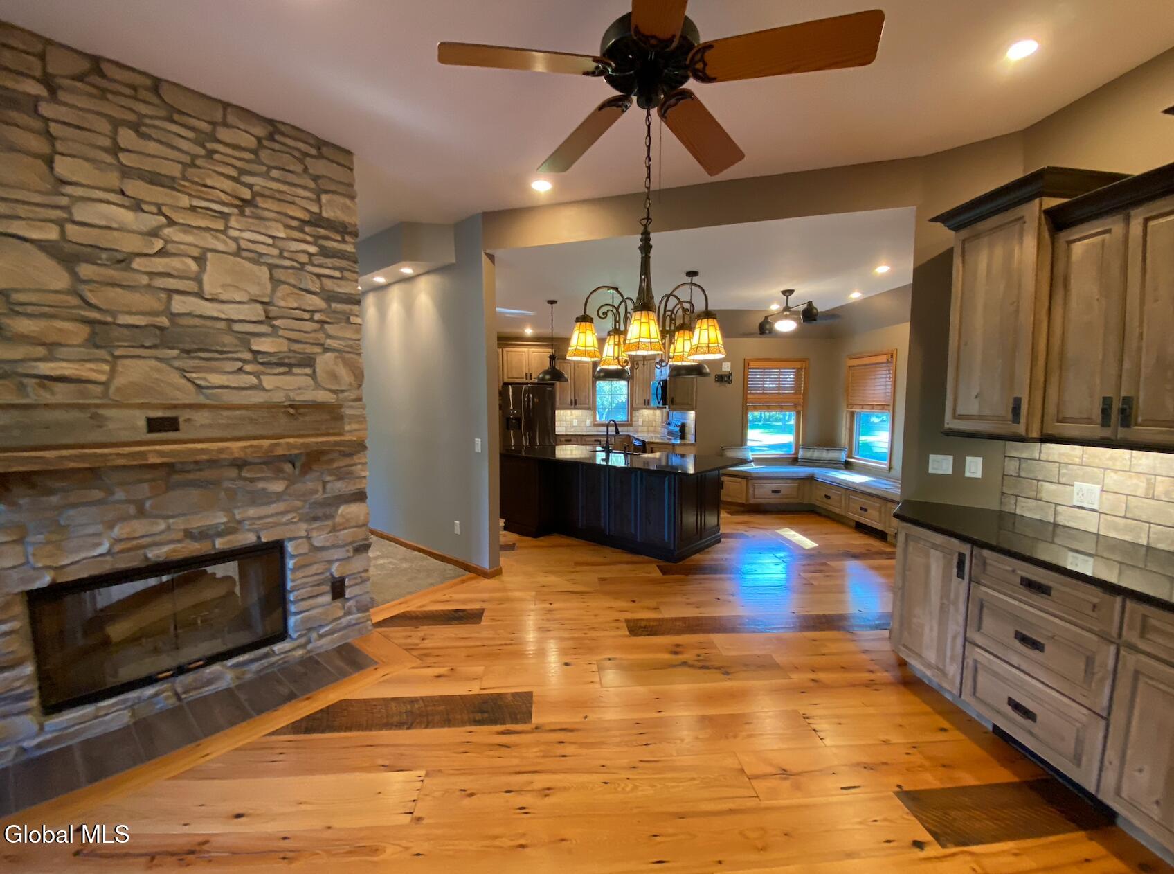 156 Hickory Ridge Road Amsterdam NY 12010