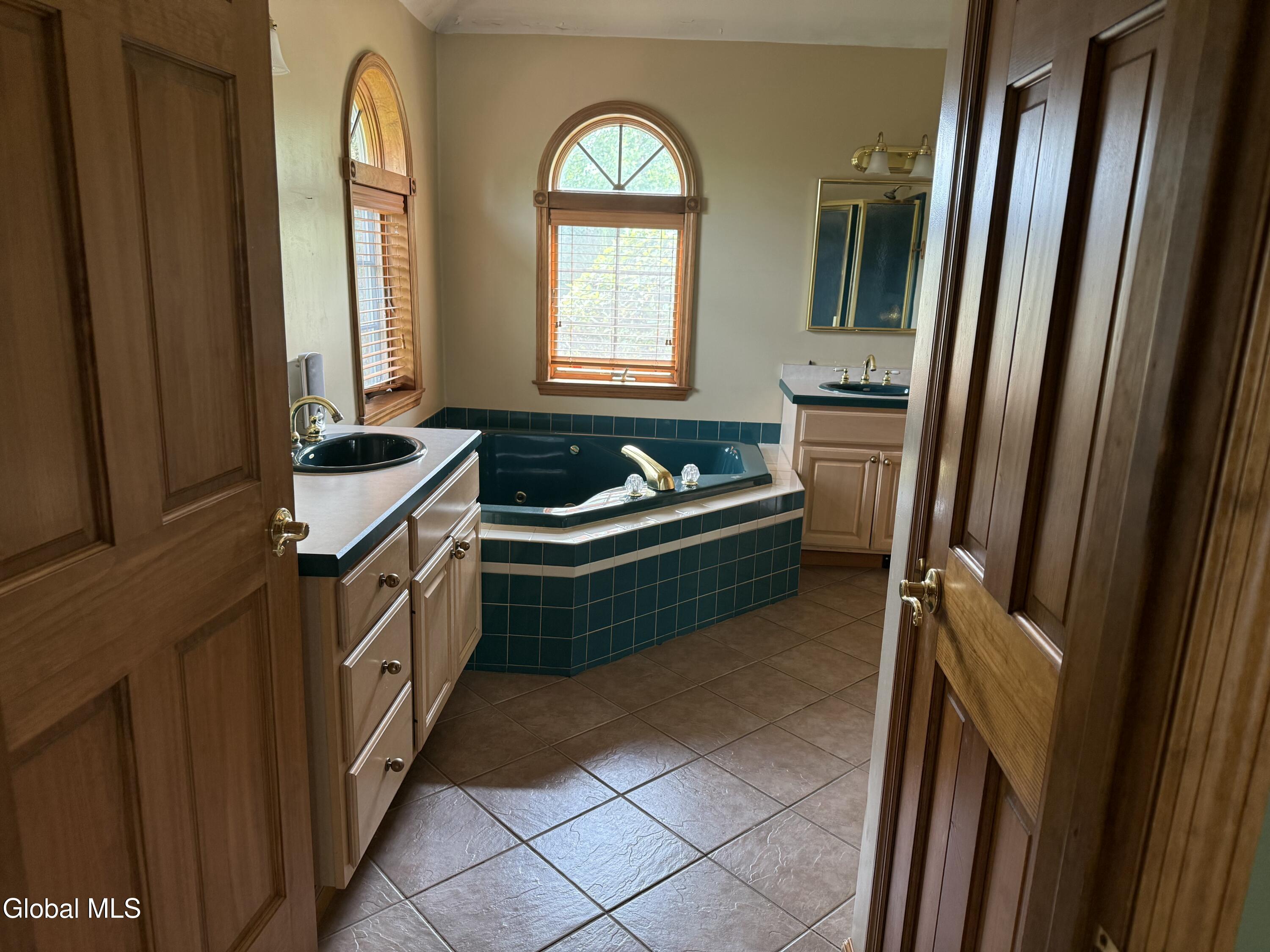 156 Hickory Ridge Road Amsterdam NY 12010