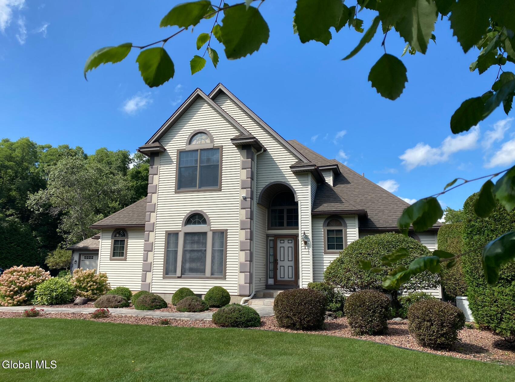 156 Hickory Ridge Road Amsterdam NY 12010