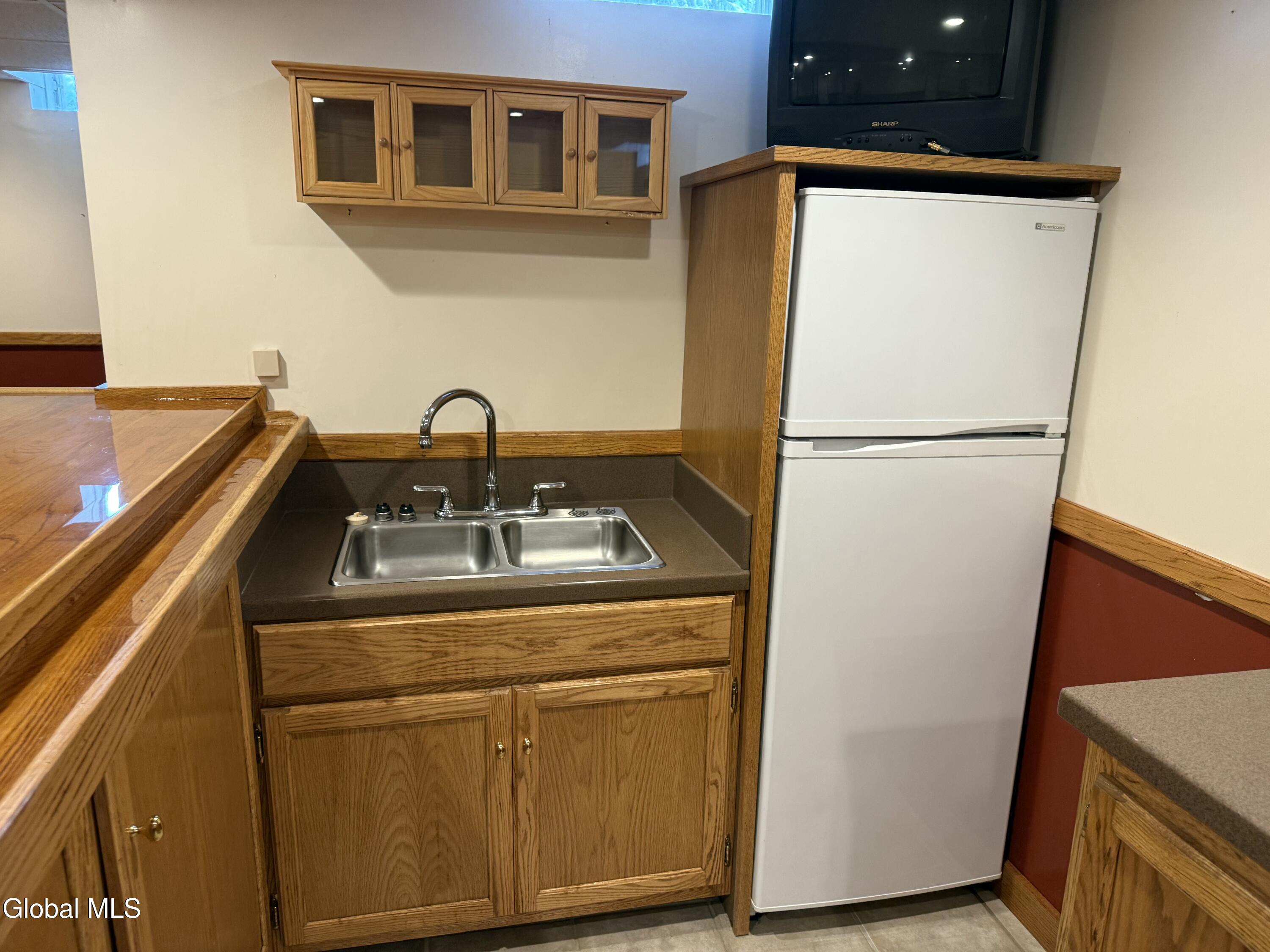 156 Hickory Ridge Road Amsterdam NY 12010