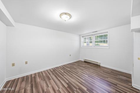 1460 Van Antwerp Road Niskayuna NY 12309
